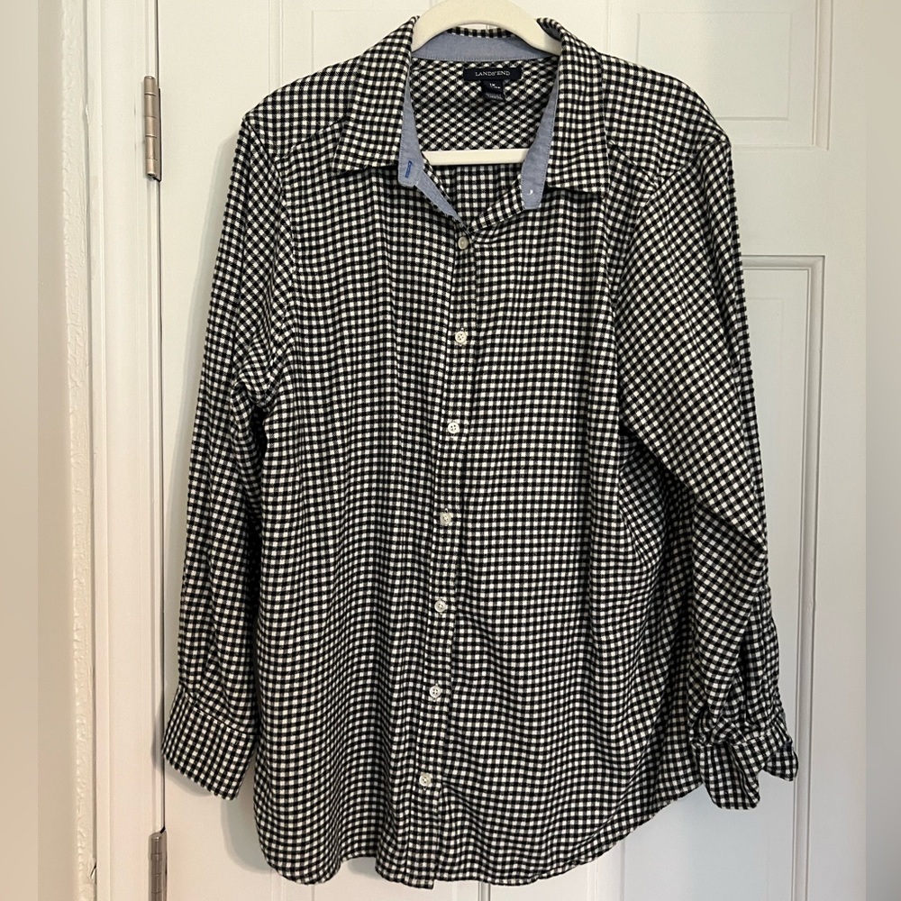 Lands End womans plus size 1x black and white flannel button down shirt euc